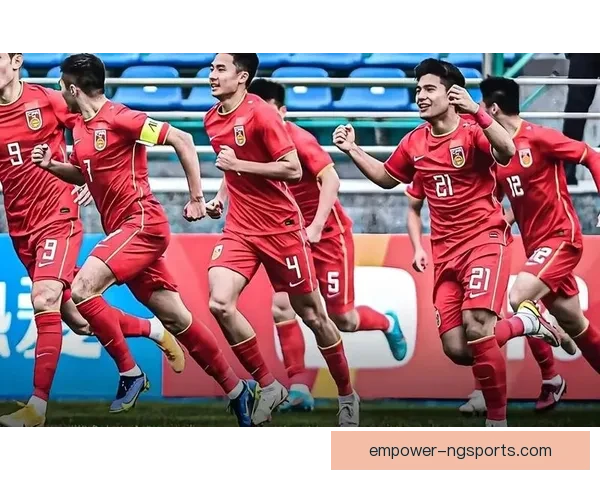 关键战逆转夺冠本土新星闪耀赛场引爆球迷热情与联赛格局变化持续升温